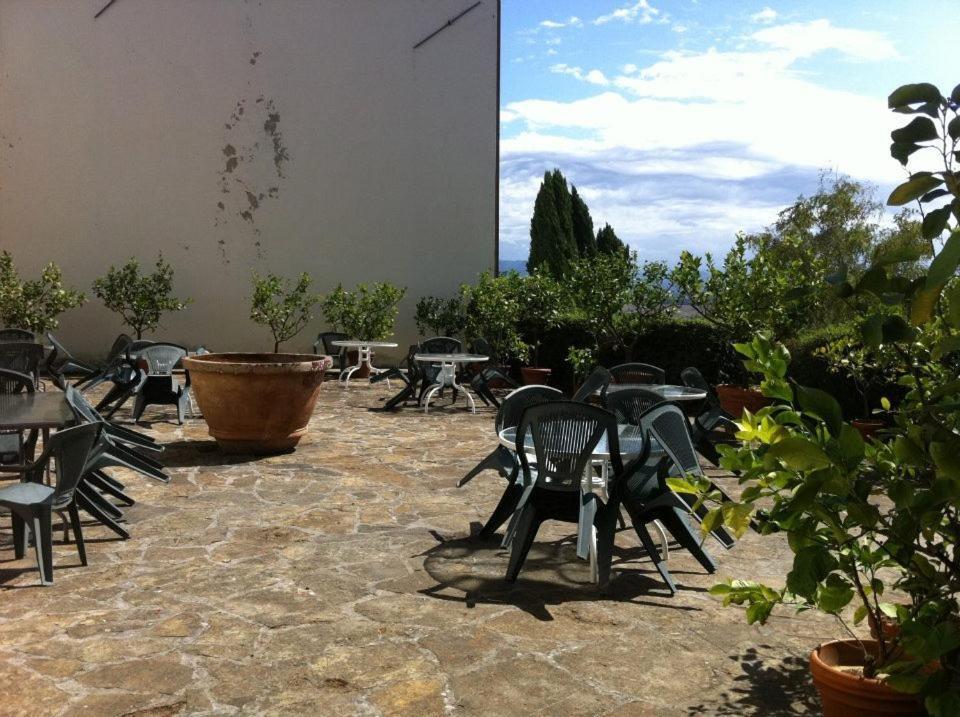 Agriturismo Il Palazzaccio Villa Galliano Exterior photo